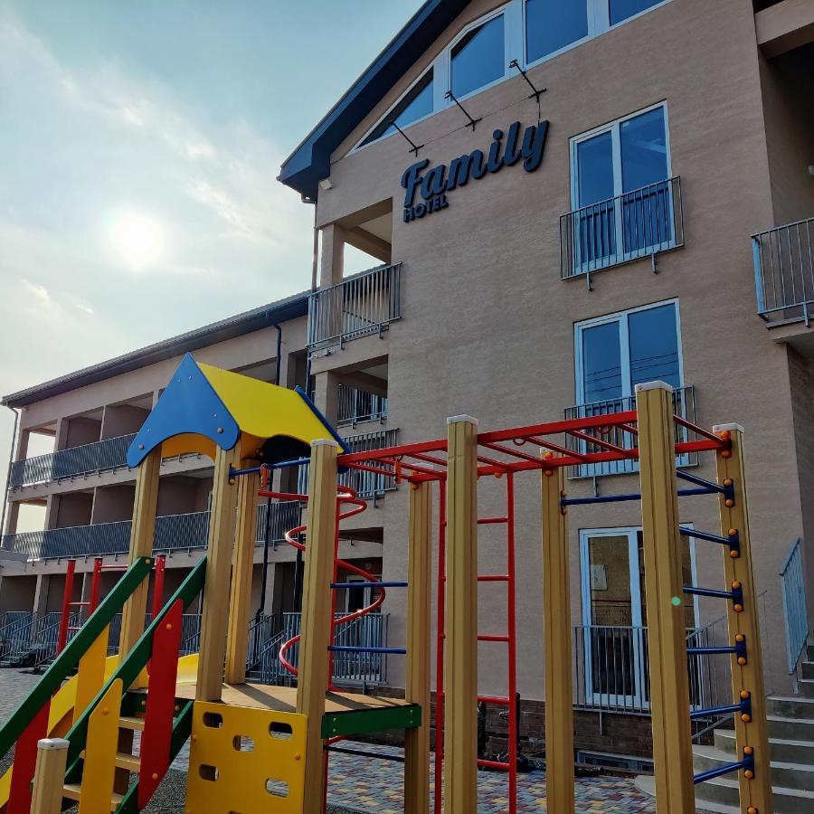 Family Hotel Hrybivka Esterno foto